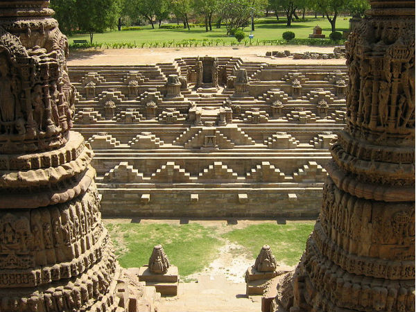 ಮೊದೆರಾದಲ್ಲಿ ಭೇಟಿ ಕೊಡಬಹುದಾದ ಸ್ಥಳಗಳು