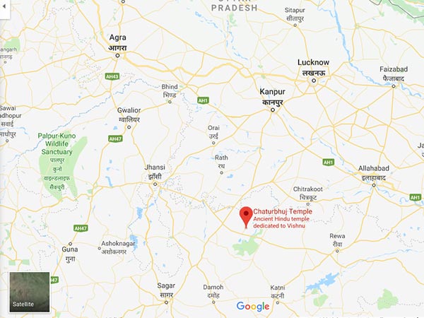 ಚತುರ್ಭುಜ ದೇವಾಲಯಕ್ಕೆ ತಲುಪುವುದು ಹೇಗೆ ವಿವರವಾದ ಮಾಹಿತಿಗಾಗಿ ಇಲ್ಲಿಯ ನಕ್ಷೆ ಪರಿಶೀಲಿಸಿ.