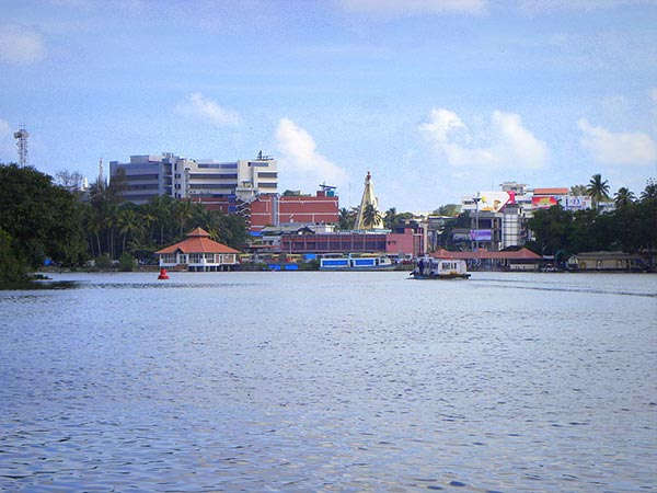 ಅಷ್ಟ ಮುಡಿ ಸರೋವರಕ್ಕೆ ಭೇಟಿ ಕೊಡಲು ಸೂಕ್ತ ಸಮಯ