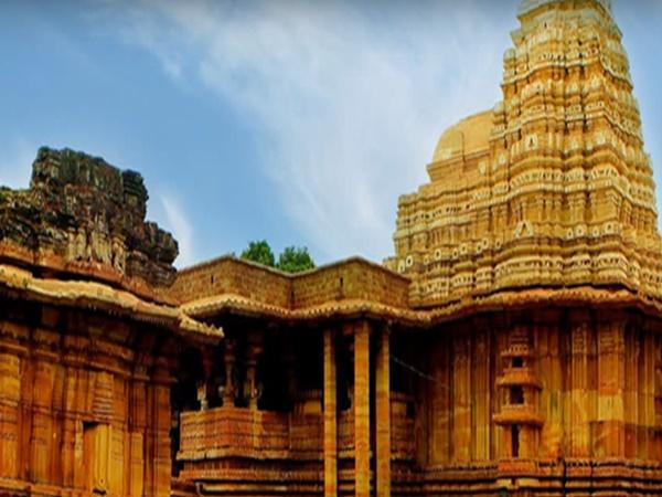 1.ರಾಮಪ್ಪ ದೇವಾಲಯ