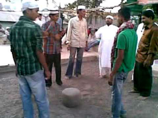 ತೋರು ಬೆರಳಿನಿಂದ ಹಾರುತ್ತೆ ಕಲ್ಲು