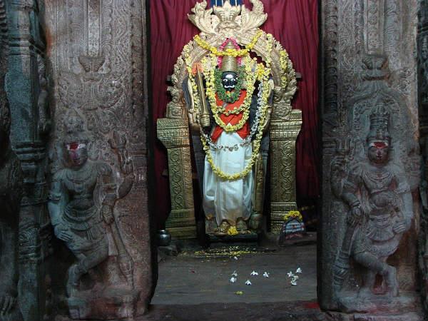 ವೀರಭದ್ರನ ಮೂರ್ತಿ