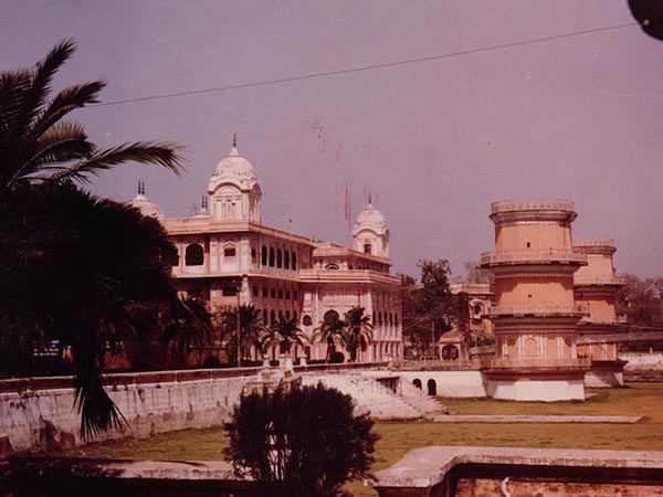 5 ಮೋತಿ ಭಾಗ್ ಅರಮನೆ