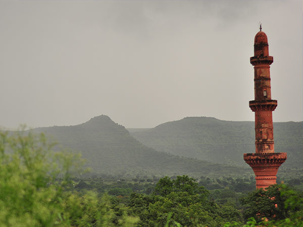 ಚಾಂದ್ ಮಿನಾರ್