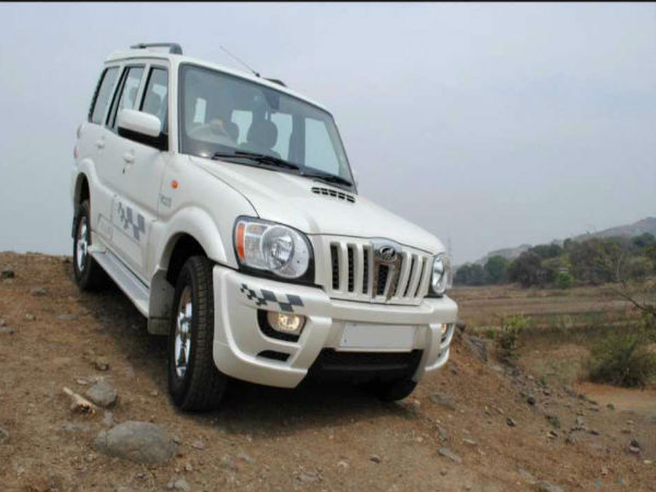 ಡ್ರೈವರ್ ಇಲ್ಲದೆ ಮೇಲಕ್ಕೆ ಚಲಿಸೋ ಕಾರು