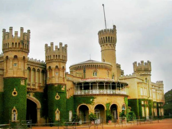 ಬೆಂಗಳೂರು ಪ್ಯಾಲೆಸ್