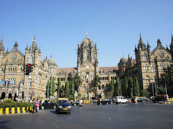 4. ಪ್ರವೇಶ ದ್ವಾರದಲ್ಲಿ ದೈತ್ಯಾಕಾರದ ಹುಲಿ ಇದೆ