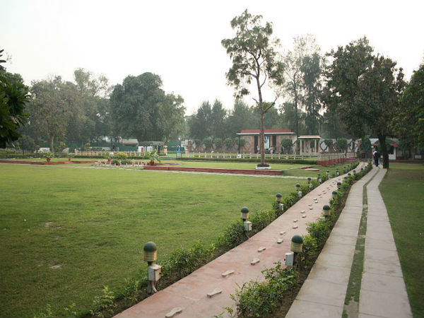 4. ರೈಲು ಪ್ರಯಾಣ