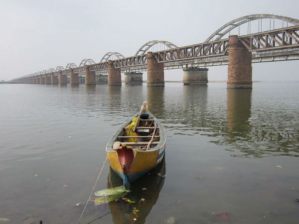 ಕೊವ್ವುರ್ - ರಾಜಮಂಡ್ರಿ ಸೇತುವೆ