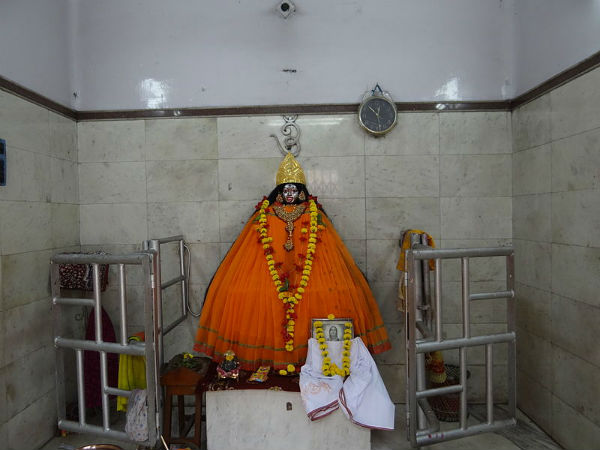 ಕಾಳಿಯ ರೂಪದಲ್ಲಿ ಪೂಜೆ