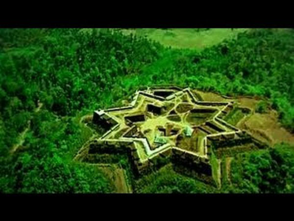 ಸಕ್ಷತ್ರಾಕಾರದಲ್ಲಿದೆ ಈ ಕೋಟೆ