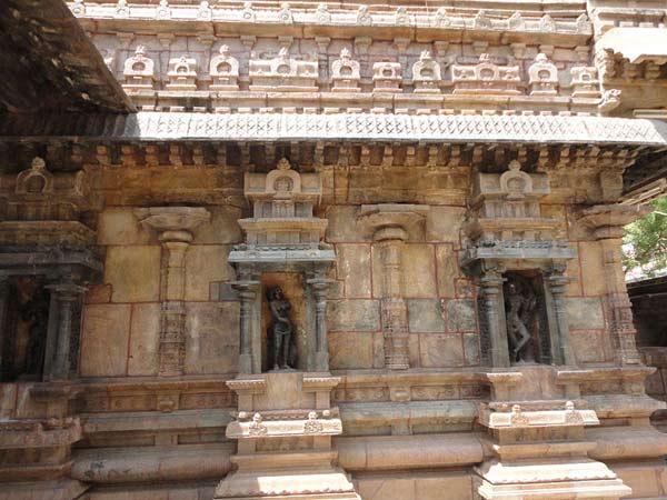 2.ಅಮೃತ ಬದಲಿಗೆ ಹಾಲಹಾಲ..