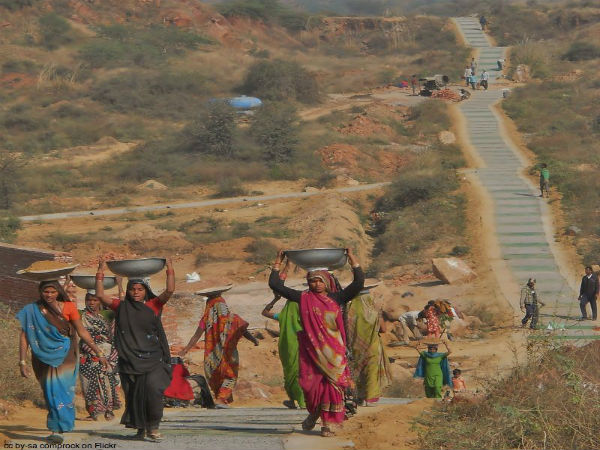 ರಾ.ಹೆ8 - ದೇಶೀಯ ಟರ್ಮಿನಲ್ನಿಂದ ಮನೇಸರ್ಗೆ ತಿರುಗಿ