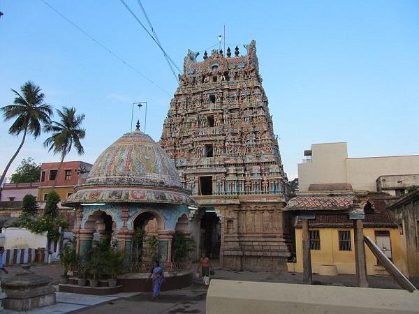 9.ಇಲ್ಲಿ ದೇವಾಲಯ ನಿರ್ಮಾಣ ಮಾಡಿದನು