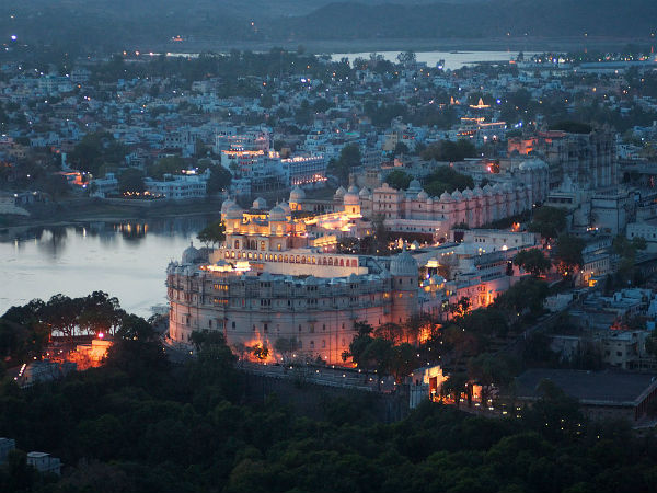ಸಾಂಪ್ರದಾಯಿಕ ಅರಮನೆಗಳಿಂದ ಕಂಗೊಳಿಸುವ ಉದಯಪುರ
