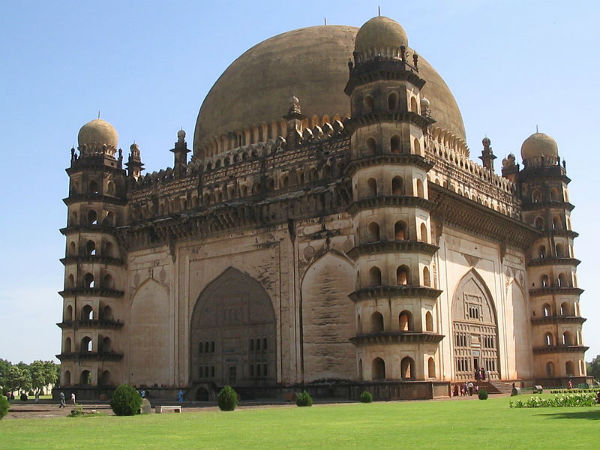 ಗೋಲ್ ಗುಂಬಜ್