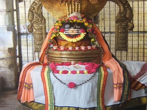 ಅಖಿಲಾಂಡೇಶ್ವರಿಯಾದ ಪಾರ್ವತಿ