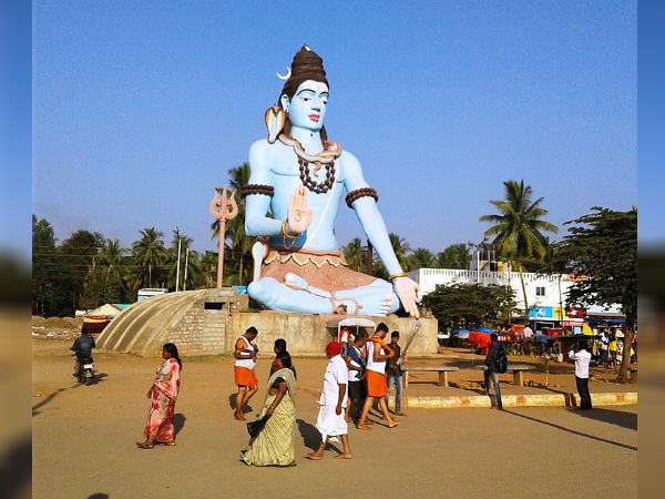 200ಕ್ಕೂ ಅಧಿಕ ವಿಗ್ರಹಗಳಿವೆ