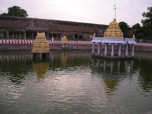 1.108 ದಿವ್ಯಕ್ಷೇತ್ರದಲ್ಲಿ ಒಂದು
