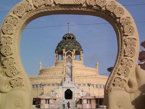 5.3,800 ಮೆಟ್ಟಿಲುಗಳು