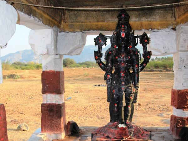 6.ಒಂದೇ ವಿಗ್ರಹದಲ್ಲಿ