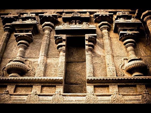 8.ಮುಸ್ಲಿಂ ರಾಜರ ಕೈಯಲ್ಲಿ