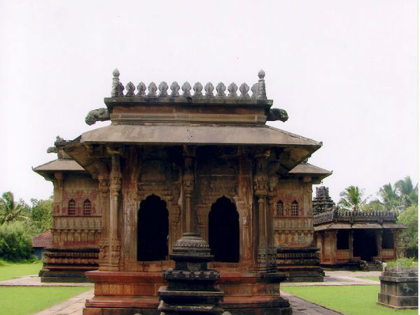 5. ಇಕ್ಕೇರಿ ಅಘೋರೇಶ್ವರ ದೇ॑ವಾಲಯ