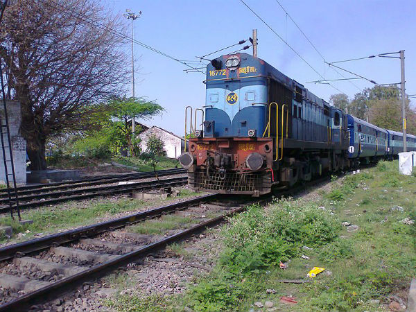 13. ಭೋಪಾಲ್ ನಿಂದ ಚಿತ್ರಕೂಟಕ್ಕೆ ತಲುಪುವುದು ಹೇಗೆ