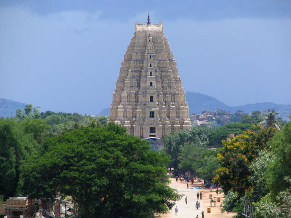ವಿರೂಪಾಕ್ಷ ದೇವಾಲಯ ಹಂಪಿ