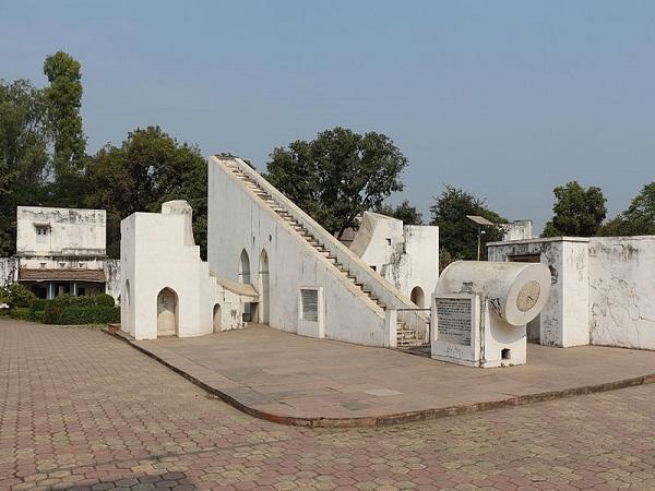 ಜಂತರ್ ಮಂತರ್