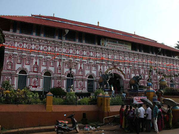 2. ಶಿರಸಿ ಮಾರಿಕಾಂಬಾ ದೇವಾಲಯ