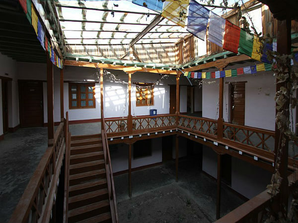 ಸೇಬು-ಬೆಳೆಗಾರರು