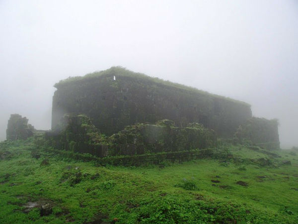 ವೀಸಾಪುರ್ ಕೋಟೆಗೆ ತಲುಪುವುದು ಹೇಗೆ?