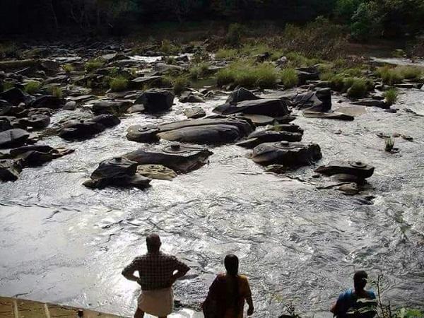 1.ನದಿಯೇ ಕ್ಷೇತ್ರವಾಗಿದೆ
