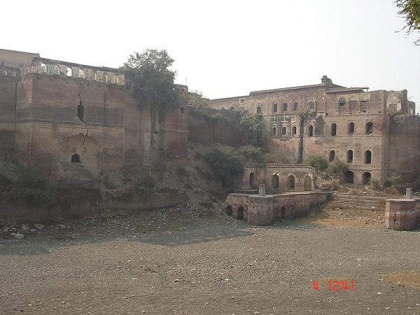 ಮಹಲ್ ಕೋಟೆ