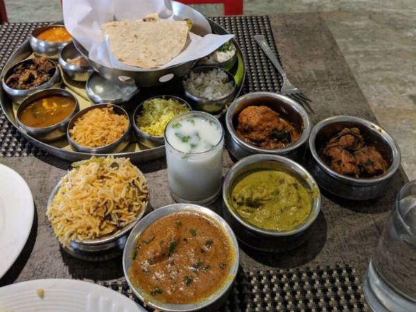 ಗೋವಬ್ ಕ್ಯಾಥೋಲಿಕ್ ಥಾಲಿ