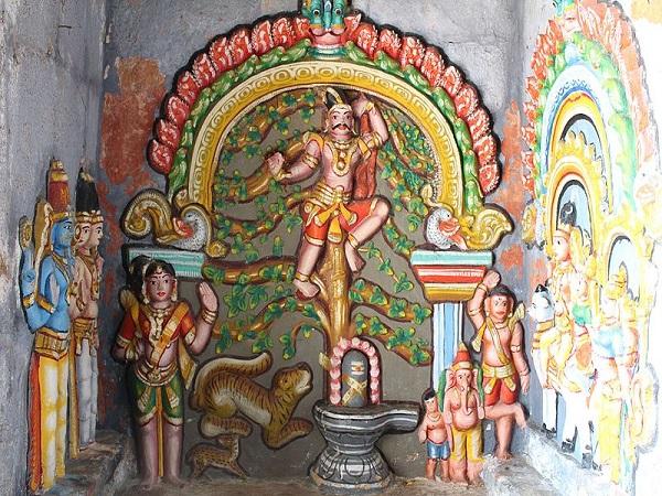 2.ತಿರುವೈಕಾವೂರ್ನಲ್ಲಿನ ಯಮಧರ್ಮರಾಜ ದೇವಾಲಯ