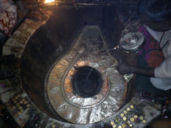 2.ಕರ್ನಾಟಕದಲ್ಲಿನ ಗೋಕರ್ಣ ಕ್ಷೇತ್ರಕ್ಕೆ ಹೋಲಿಕೆ