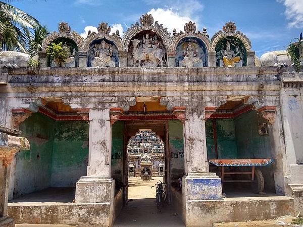 6.ತಿರುವೈಕಾವೂರ್ನಲ್ಲಿನ ಯಮಧರ್ಮರಾಜ ದೇವಾಲಯ