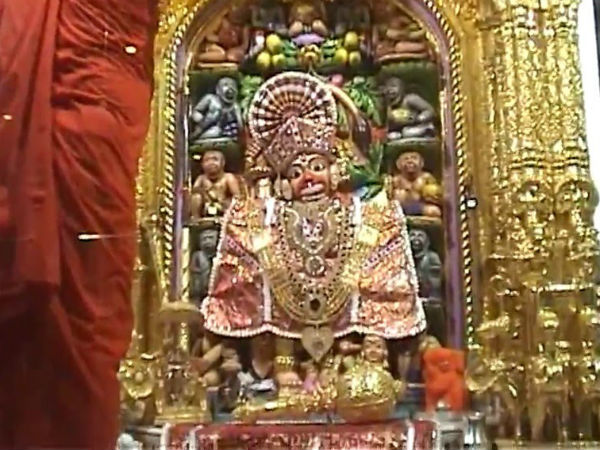 ಹನುಮನ ಚರಣದ ಬಳಿ ಶನಿದೇವ