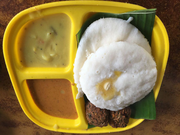 ಶಿವ ದರ್ಶನ ಶಶಿ ತಟ್ಟೆ ಇಡ್ಲಿ