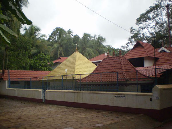 ಪುರುಷರಿಗೆ ಪ್ರವೇಶವಿಲ್ಲ