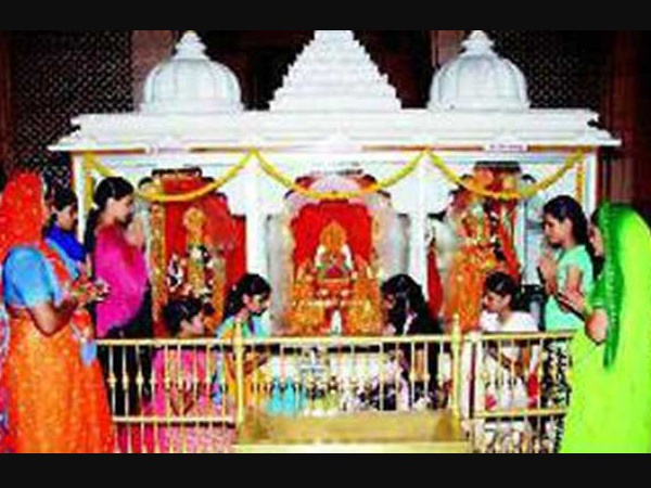ಹಳ್ಳಿಯ ರಕ್ಷಣೆಗಾಗಿ ಬಲಿದಾನ ನೀಡಿದಳು