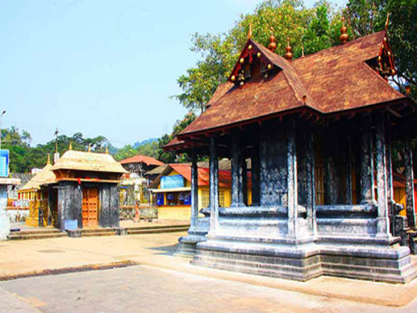 ಮಲ್ಲಿಕಾಪುರಥಮ್ಮನ ಕಥೆ