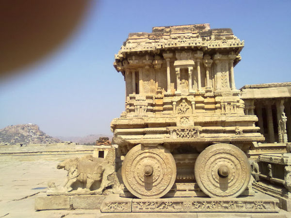 ಕಲ್ಲಿನ ರಥ