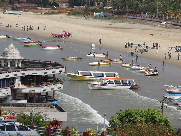ಮುರುಡೇಶ್ವರ ಬೀಚ್