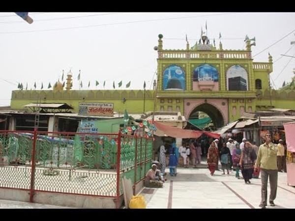 ಹಜರತ್ ಸಯದ್ ಅಲಿ ಮೀರಾ ದರ್ಗಾ, ಗುಜರಾತ್