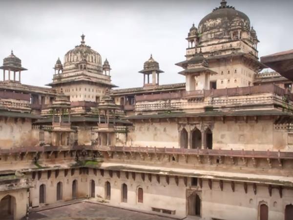 ಯಾರೂ ಕಣ್ಣೆತ್ತಿಯೂ ನೋಡೋದಿಲ್ಲ