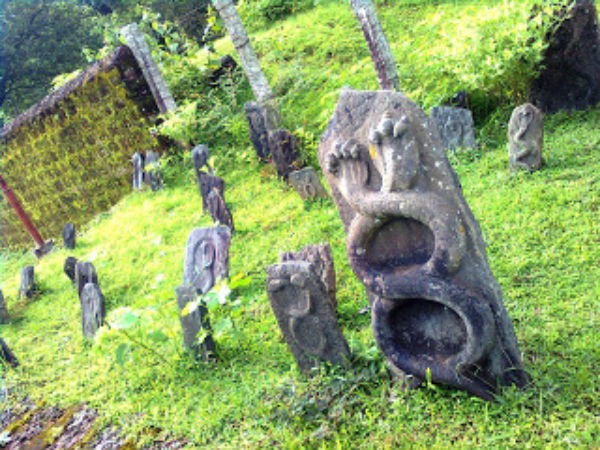 ಹೊಯ್ಸಳ ಕಾಲದ ಕೆತ್ತನೆಗಳು