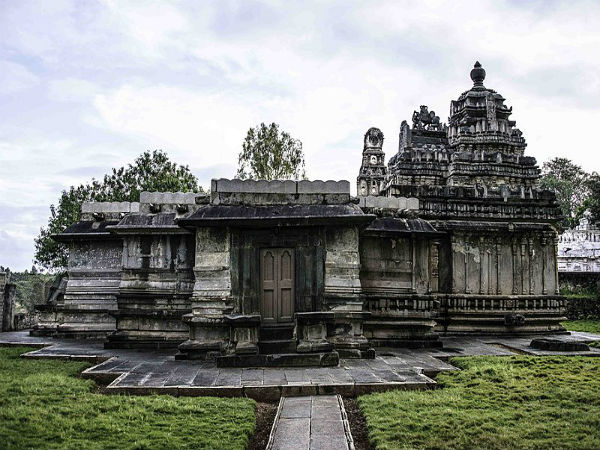 ಸಂಗಮೇಶ್ವರ ದೇವಾಲಯ